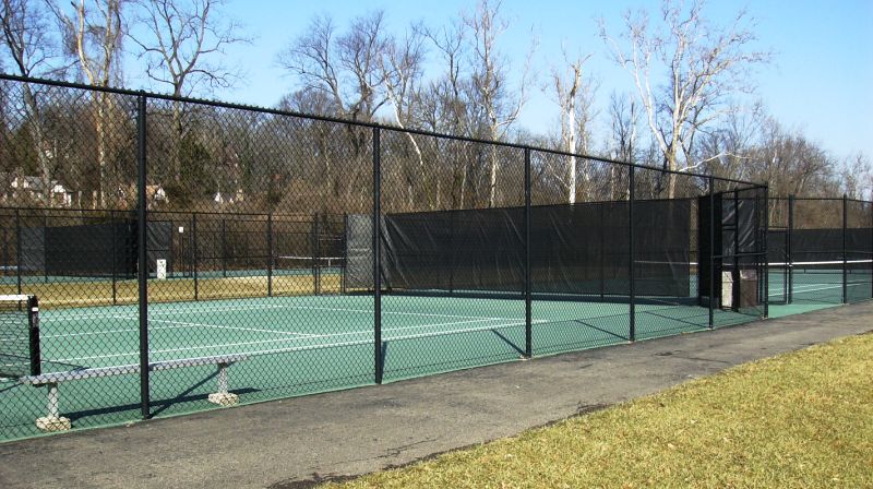 China 4m High Sport Ground Chain Link Fencing Outdoor Basketball Court Fence  - China Home Basketball Court Fence, Tennis Court Fence Height