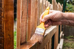staining-wood-fence